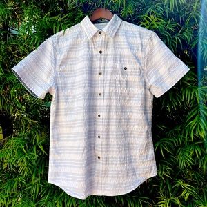 LEE short sleeve white stripe button up MENS size MEDIUM